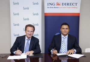 Walter de Luna, director general de Sareb, y Daniel Llano, director general de clientes particulares de ING Direct España  