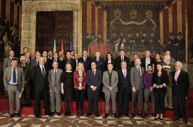 Puig con los miembros del Alto Consejo Consultivo de I+D+i