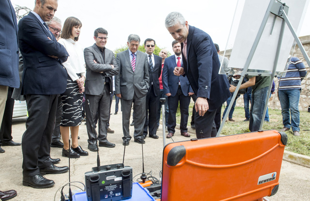 El presidente de la Diputación de Valencia y el embajador de Ecuador visitan la planta potabilizadora