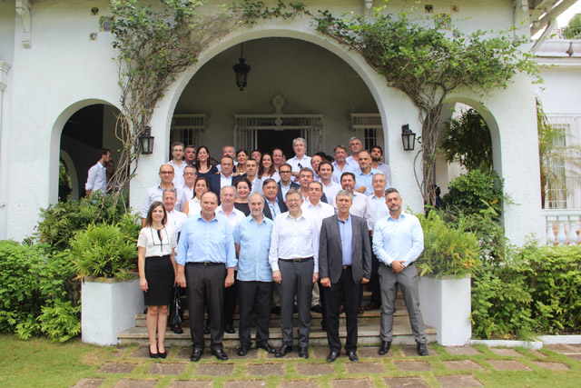 Delegación empresarial e institucional en Cuba