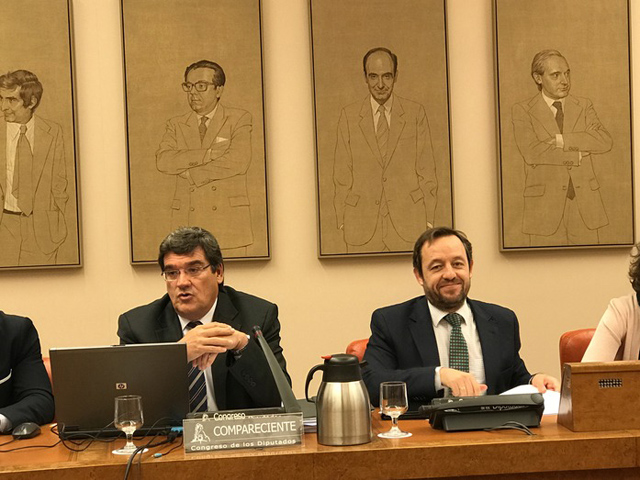 José Luis Escrivá comparece ante la Comisión de Presupuestos del Congreso