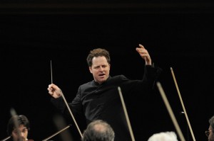 El director de orquesta John Axelrod.
