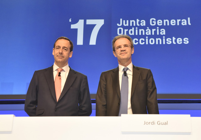 Gortázar y Gual en la Junta General de Accionistas de CaixaBank