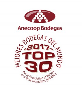El logo de Anecoop Bodegas con el sello Top 30.